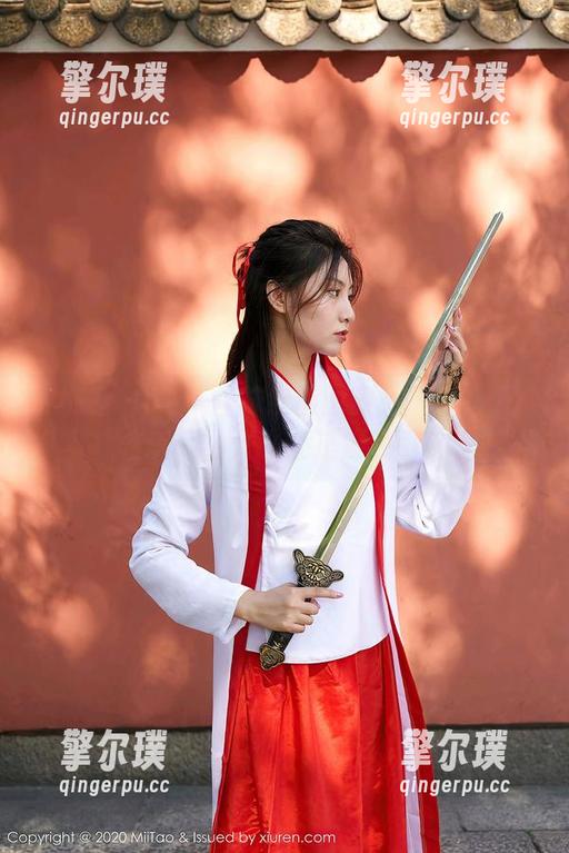 蜜桃社-Gina 蜜桃社 - Gina丝袜绘画图集更新:有人能告诉我为什么还是被吸引?