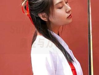 蜜桃社 – Suki的夏日即兴：写真图册的随性与万种风情