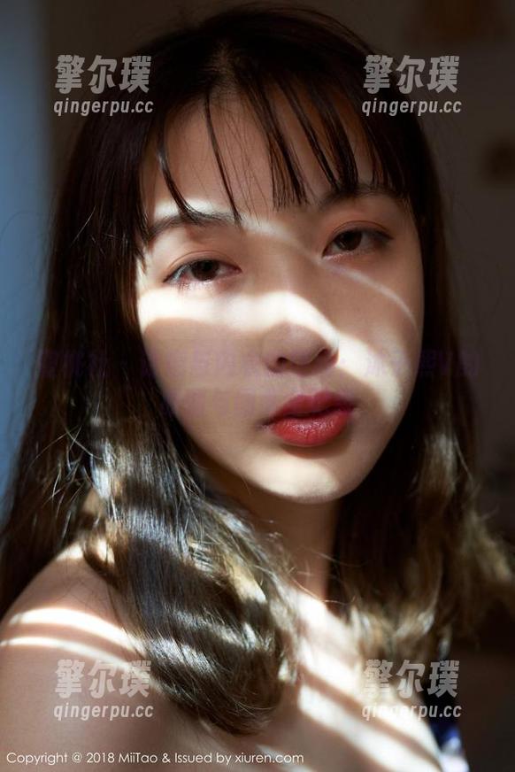 蜜桃社-沐子熙V 蜜桃社 - 诗意与内衣的碰撞:沐子熙V的原图与图集全记录