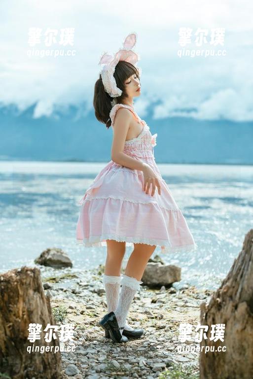 蠢沫沫带你探秘：大慈树王和我的写真故事