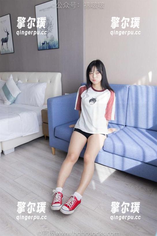 袜啵啵-小甜豆 袜啵啵 - 小甜豆的体操服写真合集:你看得见的实力与隐秘的诱惑