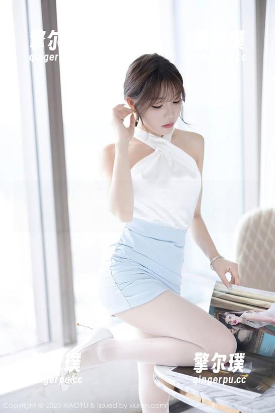 语画界 - 允儿Claire的浴室套图：冲澡也能变身‘模特’！是怎么做到的？