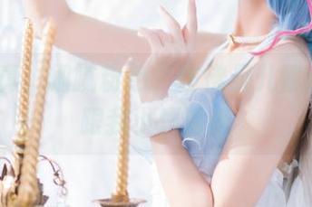 全套写真，细腻粉色，仿佛贝儿酱Miki在跟我小声耳语