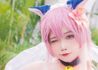 贞子蜜桃的天使Cos：我想把她的照片挂在我的梦里！