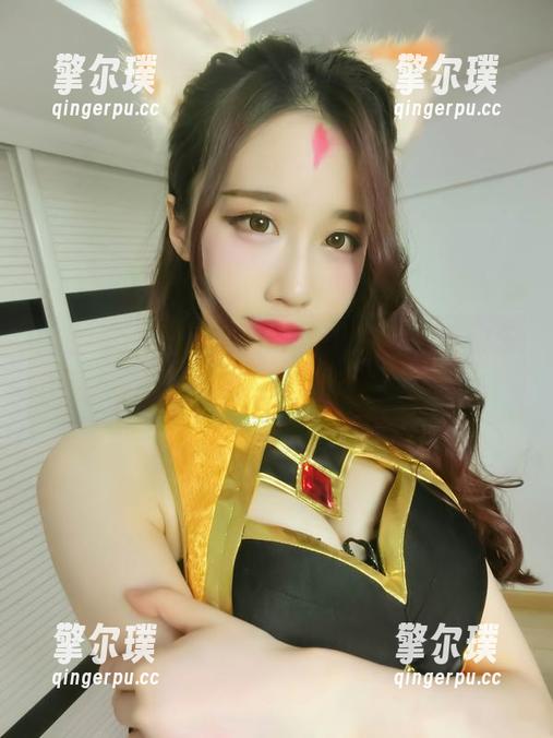轩子巨二兔 微密圈 - 她来了,轩子巨二兔的新年快乐作品集,分享一下,顺便给自己打打气!