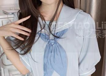 当迷之呆梨变身办公室女神：高清图包不容错过！