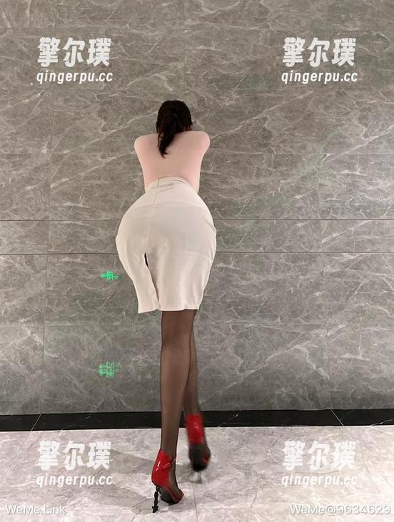 迷人的五姨太 微密圈 - “迷人的五姨太的户外黑丝,转个身都能把我迷倒!图片链接、资源都奉上”——我这儿有干货!