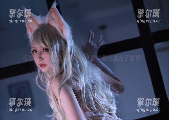 黑白御猫 在黑白御猫的白色美图中,照片竟然说出了故事!